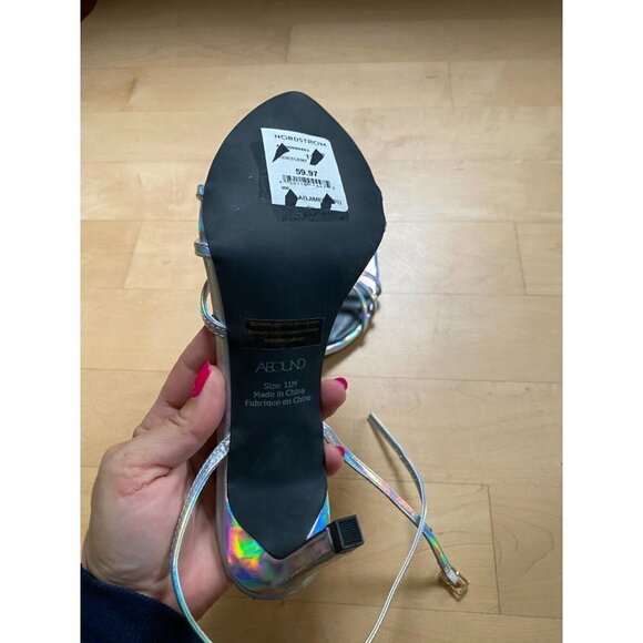 Abound BNWOT "Jimena" iridescent strappy silver heels sz 11 NEW - Picture 7 of 9